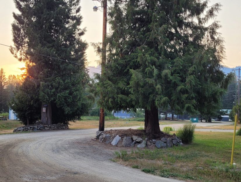 Home Salmo River Estates